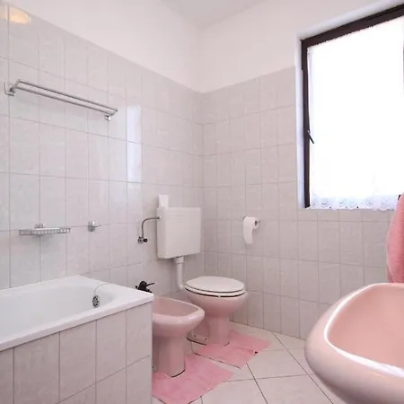 7305a Apartman